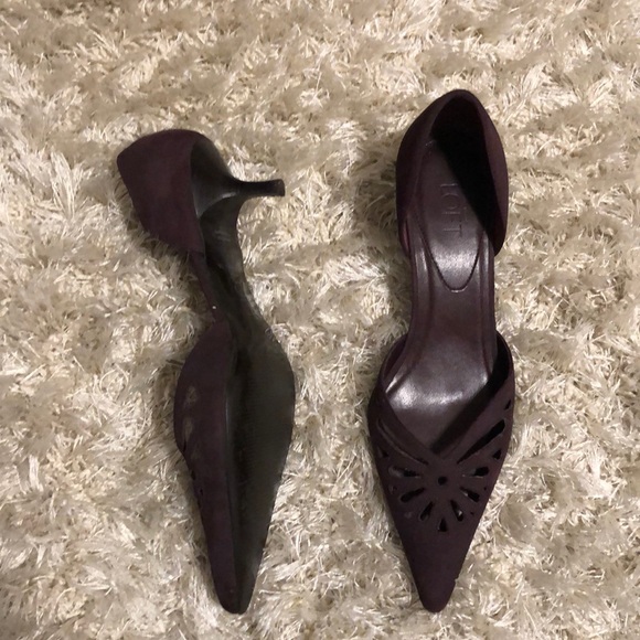 Ann Taylor Loft Kitten Heels - Picture 2 of 4